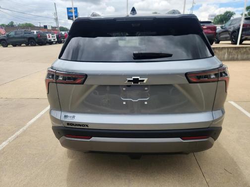Sterling Gray Metallic 2026 Chevrolet Equinox LT