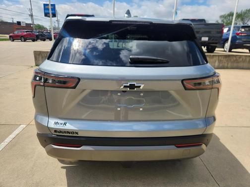 Sterling Gray Metallic 2026 Chevrolet Equinox LT