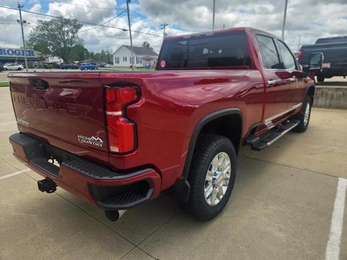 2025 Chevrolet Silverado 2500 High Country
