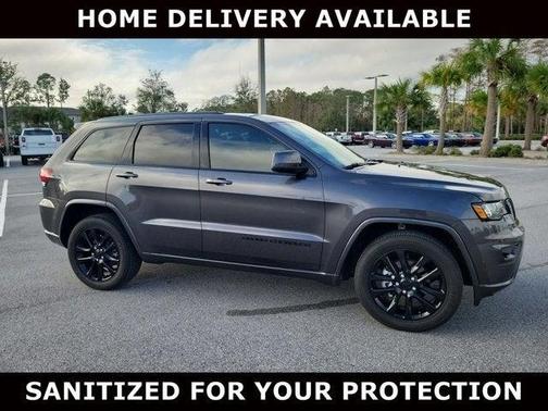 Photo 1 of 25 of 2020 Jeep Grand Cherokee Altitude