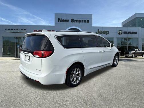 2017 Chrysler Pacifica Limited