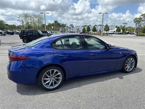 2022 Alfa Romeo Giulia Ti