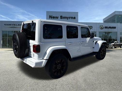 2021 Jeep Wrangler Unlimited Sahara Altitude