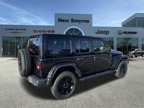 2021 Jeep Wrangler Unlimited Sahara Altitude