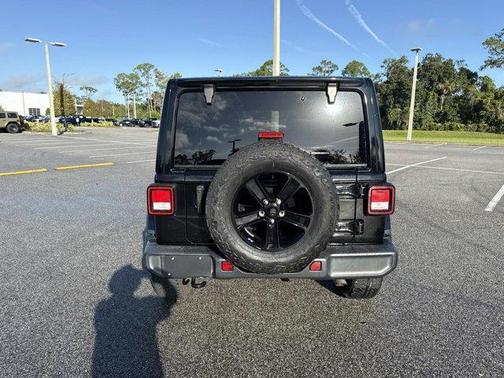 2021 Jeep Wrangler Unlimited Sahara Altitude
