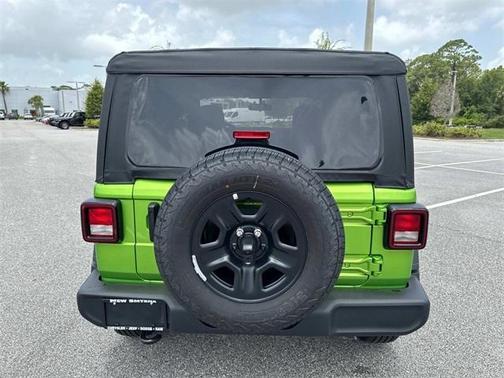 2025 Jeep Wrangler Sport
