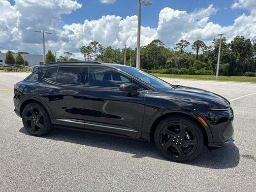 2025 Chevrolet Equinox EV RS