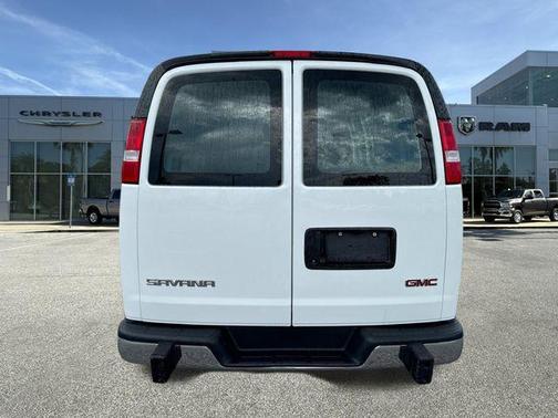2023 GMC Savana 2500 Work Van
