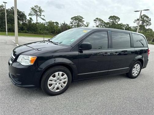 2020 Dodge Grand Caravan SE