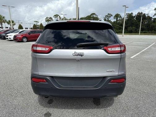 2018 Jeep Cherokee Latitude Plus