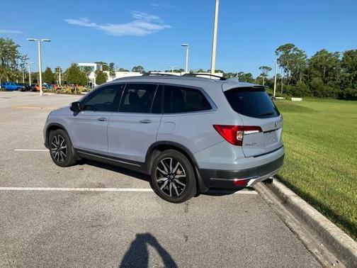 2022 Honda Pilot Touring 7-Passenger