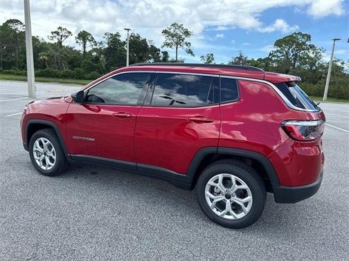 2025 Jeep Compass Latitude