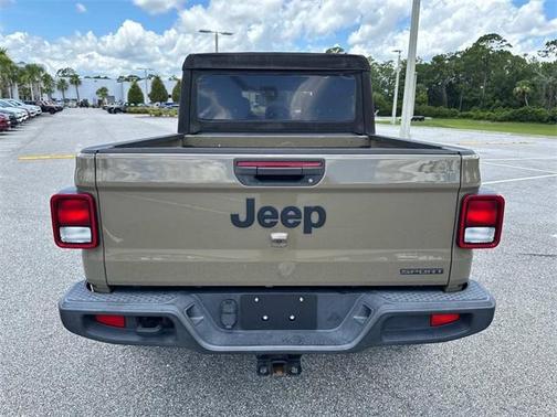 2020 Jeep Gladiator Sport