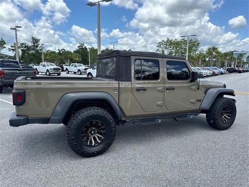 2020 Jeep Gladiator Sport