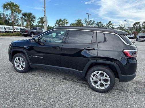 2025 Jeep Compass Latitude