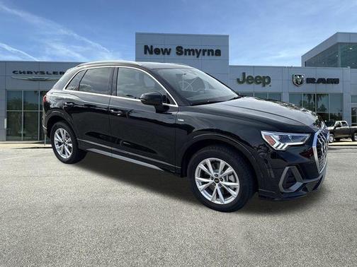 2024 Audi Q3 45 S line Premium