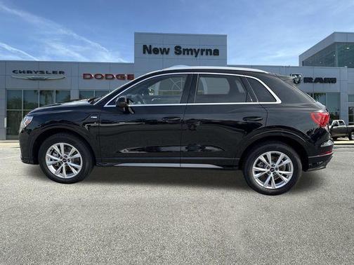2024 Audi Q3 45 S line Premium