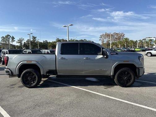 2024 GMC Sierra 2500 AT4