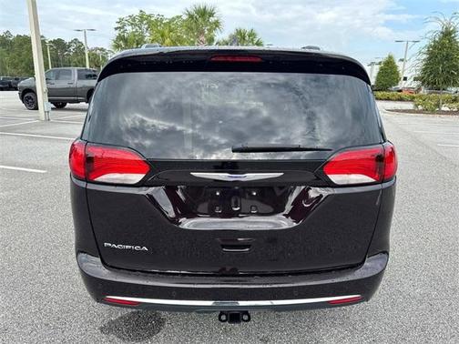 2018 Chrysler Pacifica Touring-L Plus