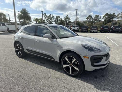 2024 Porsche Macan Base