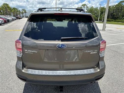 2017 Subaru Forester 2.5i Touring