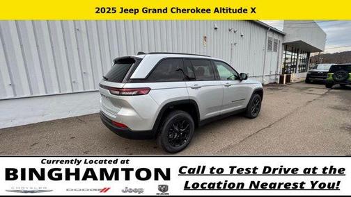 Silver Zynith 2025 Jeep Grand Cherokee Laredo