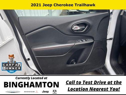 Bright White Clearcoat 2021 Jeep Cherokee Trailhawk