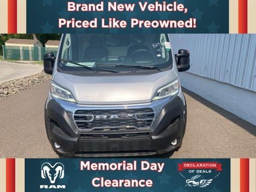 Bright Silver Clearcoat Metallic 2024 RAM ProMaster 3500 Low Roof