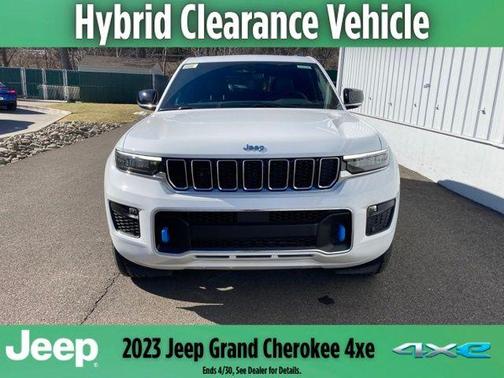 Bright White Clearcoat 2023 Jeep Grand Cherokee 4xe Overland