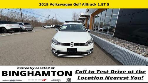 Pure White 2019 Volkswagen Golf Alltrack TSI S