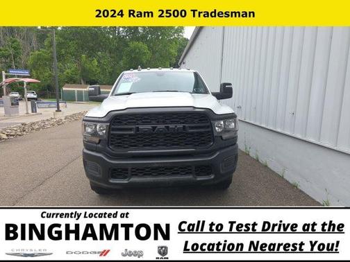 Bright White Clearcoat 2024 RAM 2500 Tradesman