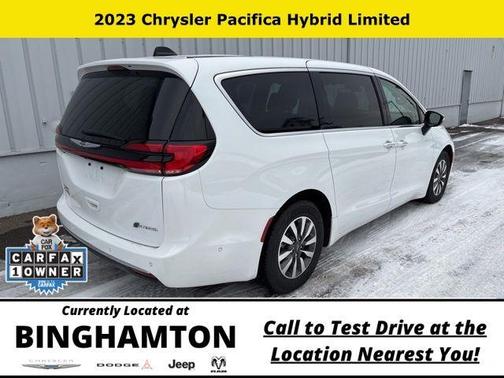 Bright White Clearcoat 2023 Chrysler Pacifica Hybrid Limited