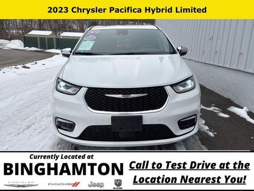 Bright White Clearcoat 2023 Chrysler Pacifica Hybrid Limited