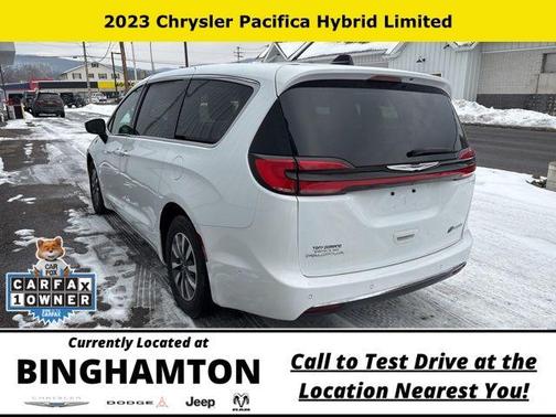 Bright White Clearcoat 2023 Chrysler Pacifica Hybrid Limited