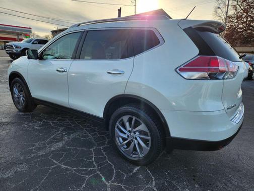 2016 Nissan Rogue SL