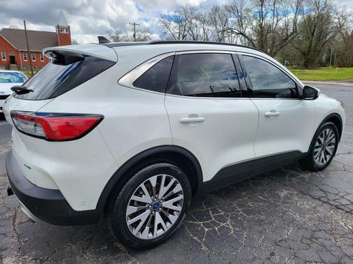 Pearl 2020 Ford Escape Titanium