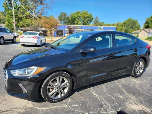 Phantom Black 2017 Hyundai ELANTRA SE Value Edition
