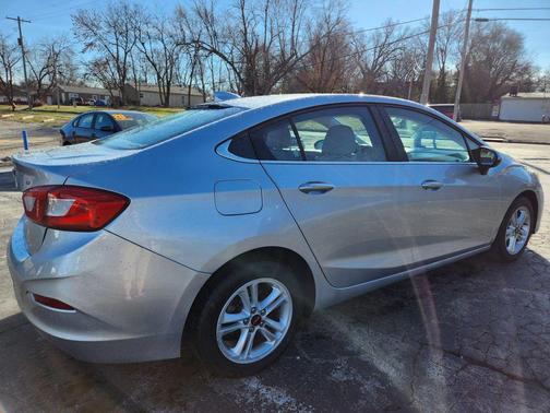 2018 Chevrolet Cruze LT
