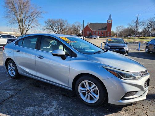 2018 Chevrolet Cruze LT