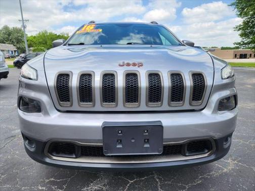2016 Jeep Cherokee Sport