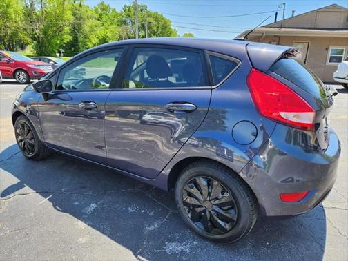 2013 Ford Fiesta SE