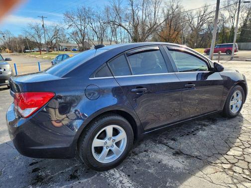 2015 Chevrolet Cruze 1LT
