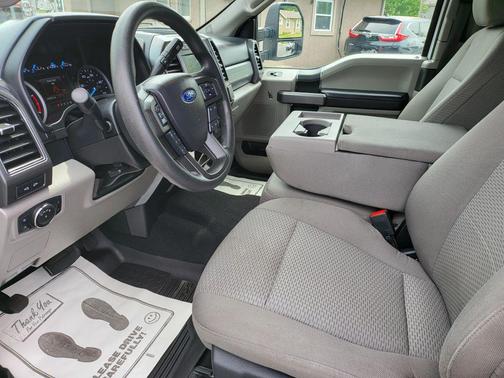 Oxford White 2021 Ford F-350 XLT
