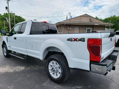 Oxford White 2021 Ford F-350 XLT