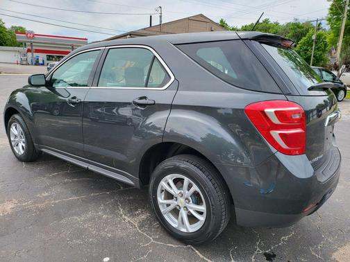 Grey 2017 Chevrolet Equinox LS