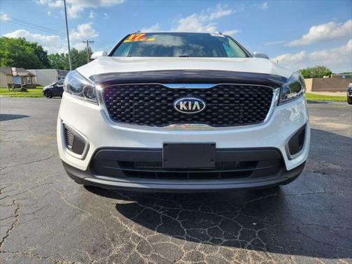 2017 Kia Sorento LX