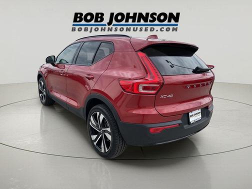 Fusion Red Metallic 2024 Volvo XC40 B5 Plus Dark Theme