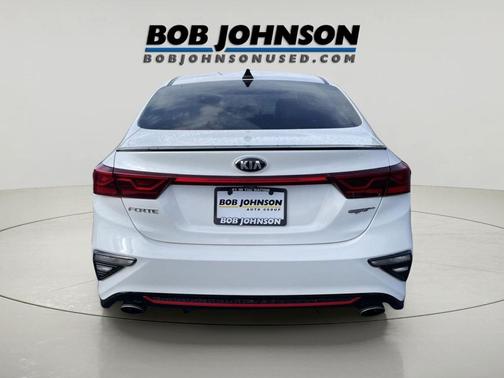 Snow White Pearl 2021 Kia Forte GT