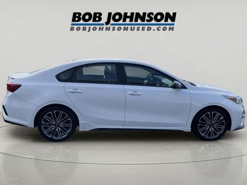 Snow White Pearl 2021 Kia Forte GT