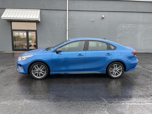 Sporty Blue 2022 Kia Forte GT-Line